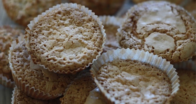 Quick and Easy Almond Cupcakes under 30 Minutes