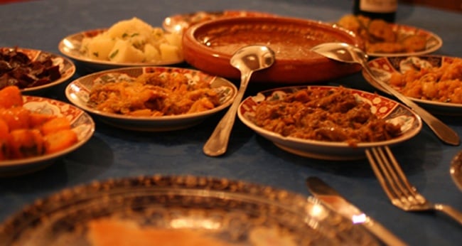 10 Must-Try Dishes of Moroccan Cuisine