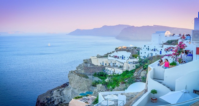 Top 6 Reasons to Visit Greece - From Ancient Ruins to Classic Greek Dishes