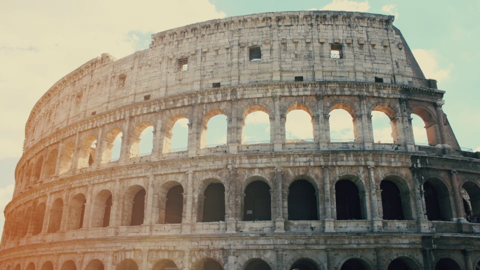 Müslüman Turistler İçin İtalya Rehberi: Roma, Venedik, Floransa ve Milano’da Bulunan Camiiler ve Helal Yemek Noktaları