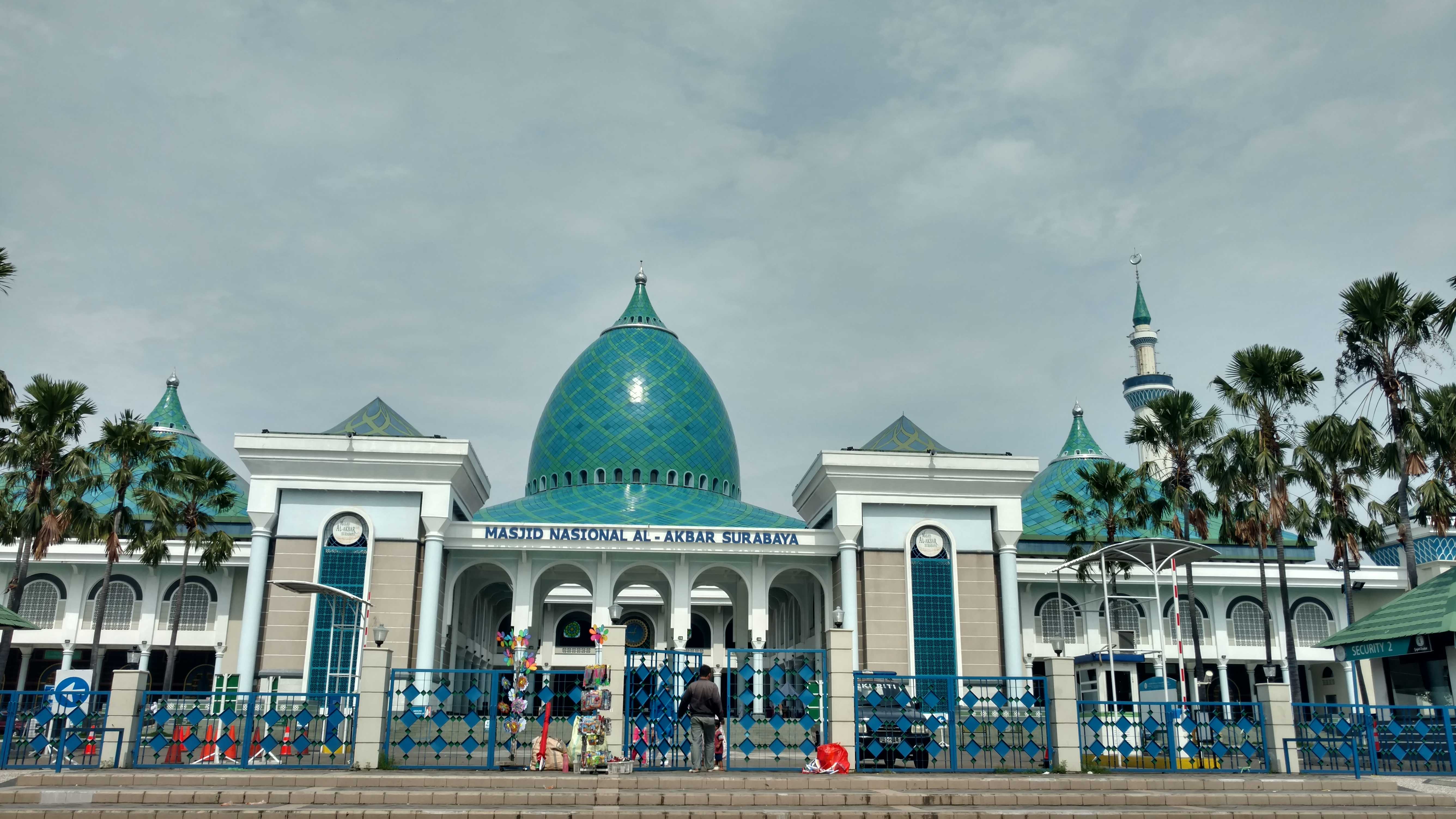 Must Visit Mosques  in Surabaya Indonesia 