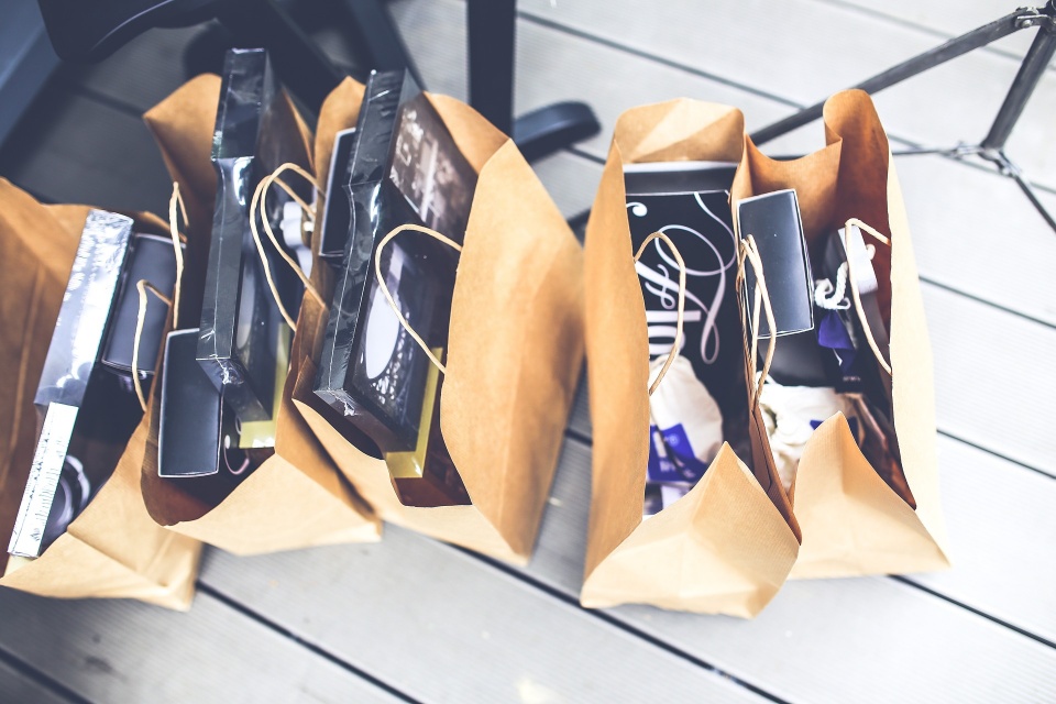 Stopping By Phuket For Your Holiday? We've Got 6 Shopping Places For You To Checkout!