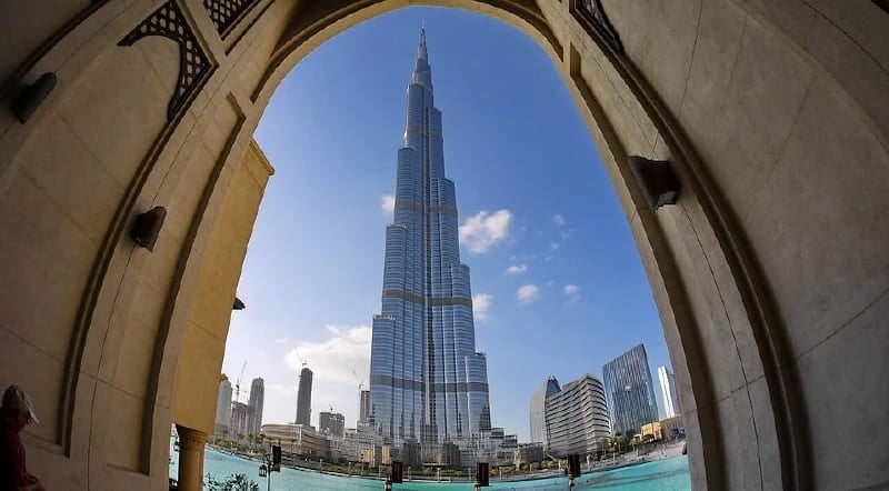 Find 7 Best Halal-Friendly Food Near you in Dubai: Eat like a Local