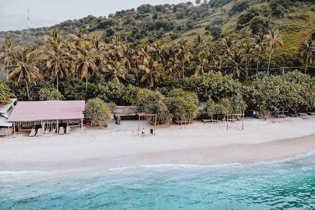 the beaches and people of lombok