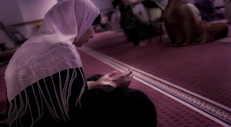 7 Tips on Travelling Light & Looking Good - For Muslim Women (Muslimah)