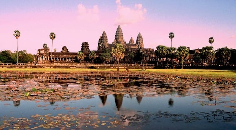 Traveling to Cambodia? Top 10 Things to Do and See