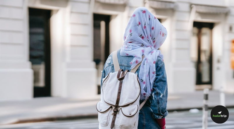 5 Awesome Travel Hacks For Muslims