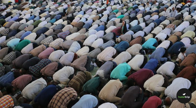 When is Eid al-Fitr 2015 celebrated by Muslims?