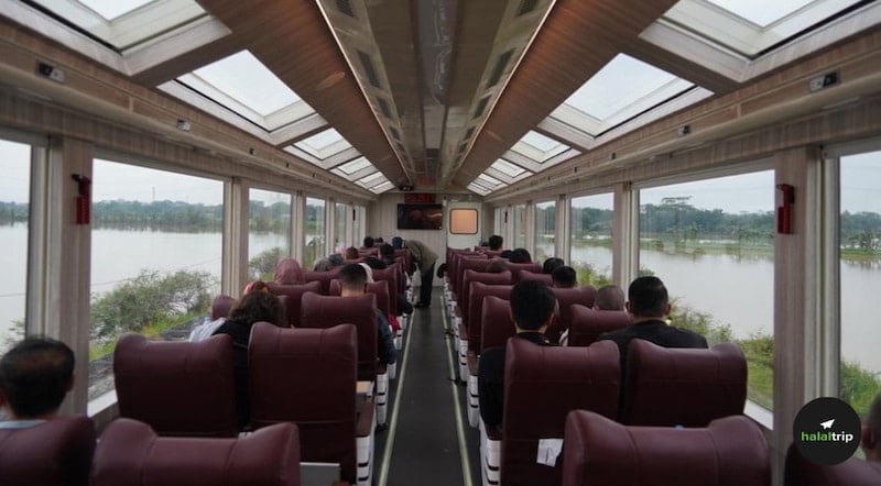 Menikmati Indahnya Pemandangan Indonesia dengan Kereta Panoramic