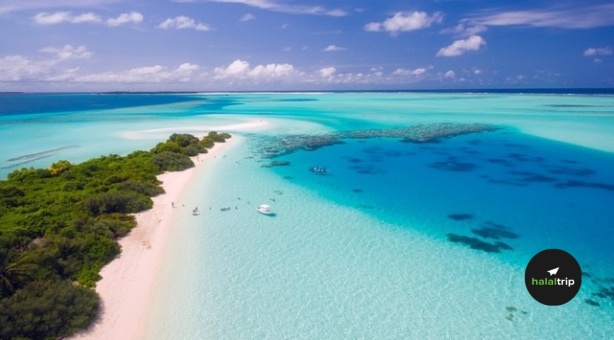 Island Hopping Bliss: A Muslim Traveler's Guide Across Five Halal-Friendly Destinations