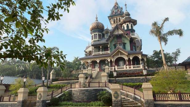 Mystic Point Hong Kong Disneyland