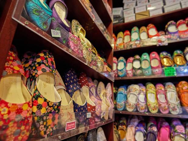 Sindart Embroidered Handcrafted Shoes Hong Kong Shopping