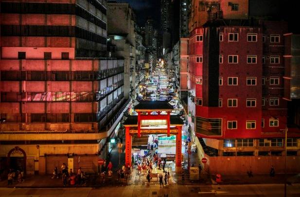 Temple Street Night Market Hong Kong Shopping