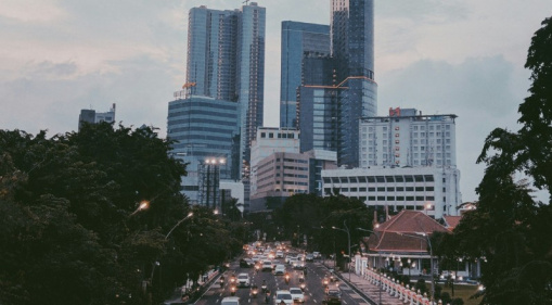 Surabaya Shopping Haven: Where Luxury Meets Affordable Local Treasures