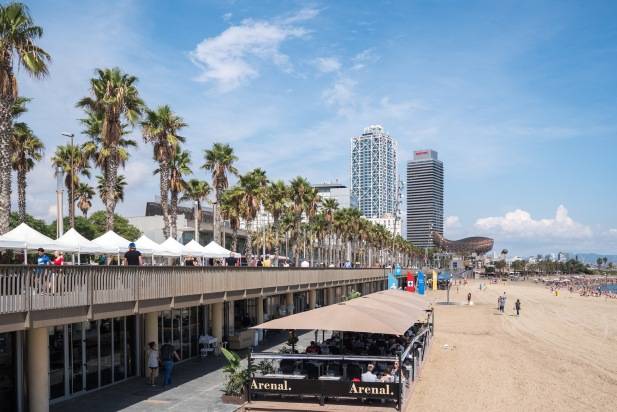 Tepi Laut Barcelona Spanyol (Seaside)