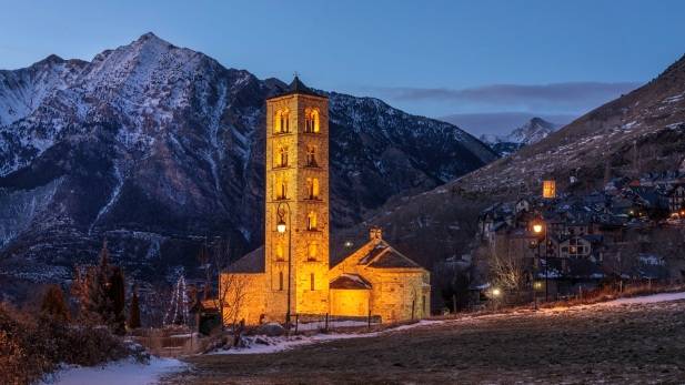 Pegunungan Pyrenees Spanyol