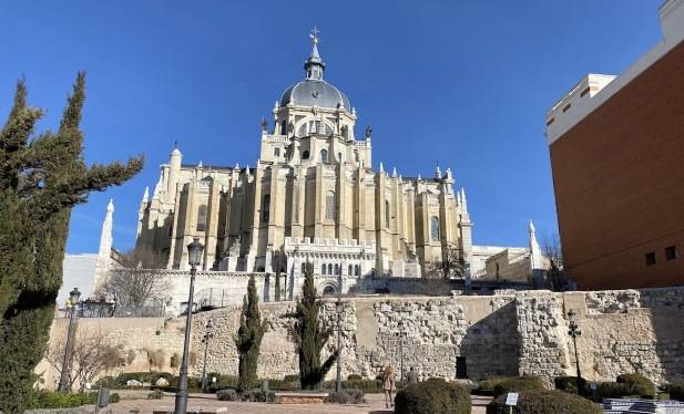 The Islamic Wall Tembok Islam Madrid Spanyol