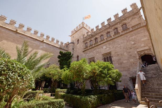 La Lonja Seda Perdagangan Sutra Valencia Spanyol