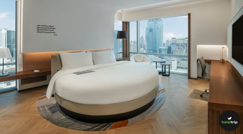 Le Méridien Bangkok: Thailand’s Premier Halal-Friendly Luxury Hotel
