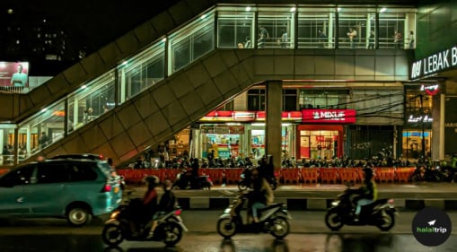 Jakarta Sahur Trail: A Ramadan Pre-Dawn Culinary Journey