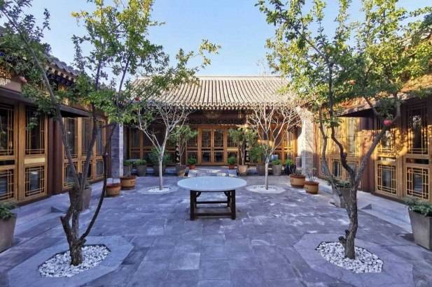 Cours et Pavillons Hotel China Crescent Rated