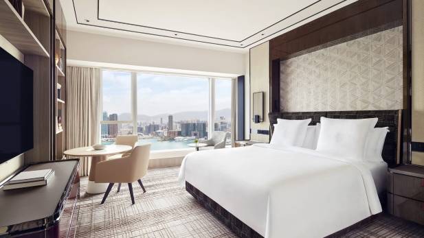 Four Seasons Hong Kong Muslim-Friendly Hotel