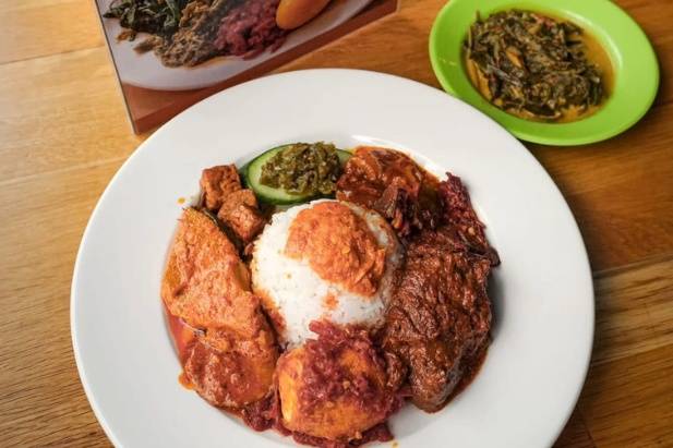 Waroeng Padang Lapek Halal Indonesian Restaurant Den Haag Netherlands