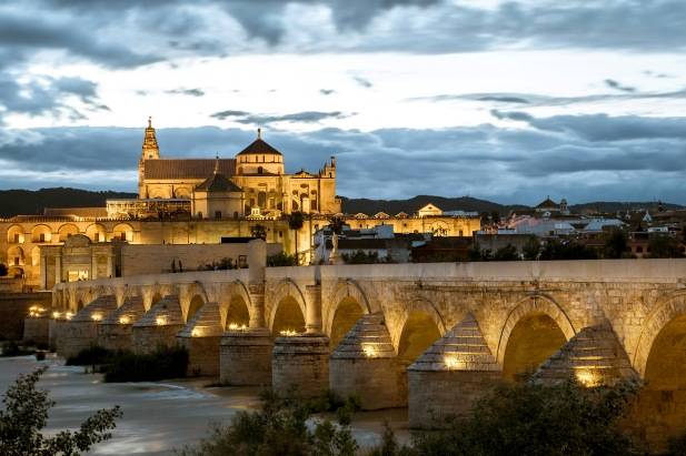 Roman Bridge Cordoba Spanyol
