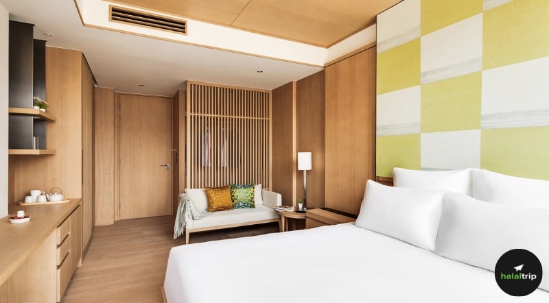 Hong Kong Hotels with Personality: Where Style Meets Muslim-Friendly Comfort