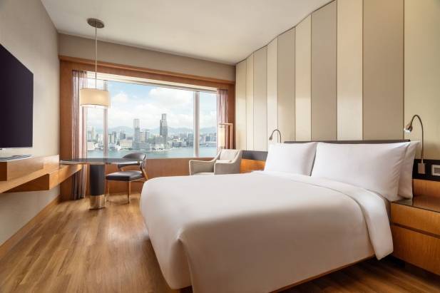 Renaissance Hong Kong Harbour View Hotel