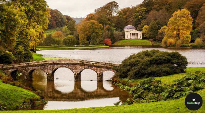 The Ultimate Muslim-Friendly Guide to Bath for Jane Austen Enthusiasts